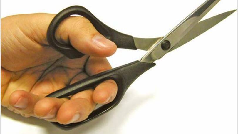 size_810_16_9_tesoura2